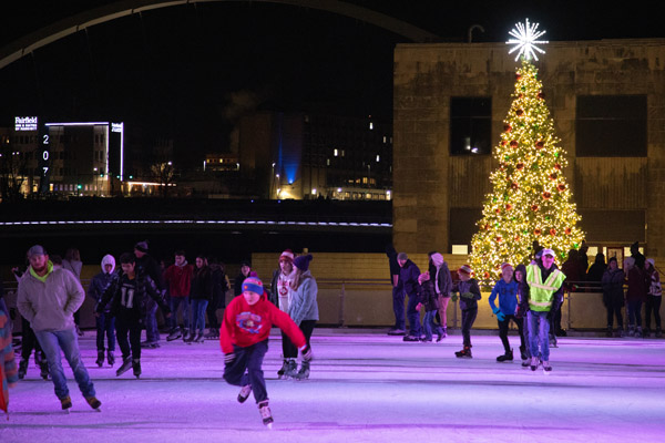 Holiday Promenade